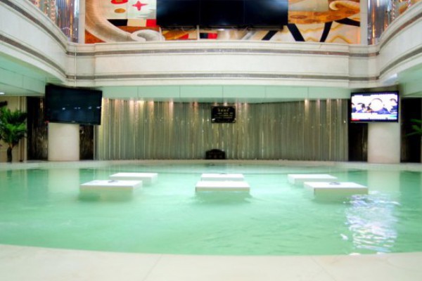 重庆养生秘籍：按摩泡澡，舒心养生两不误